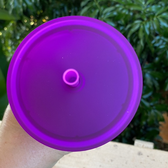 NWT 2022 Starbucks Purple Soft Touch Venti 24oz Tumbler - Picture 3 of 5